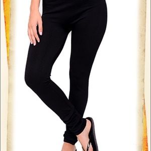 Textured black Leggins perfect for winter